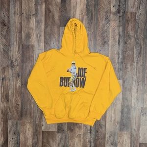Joe Burrow LSU Football Yellow Hoodie (Medium)